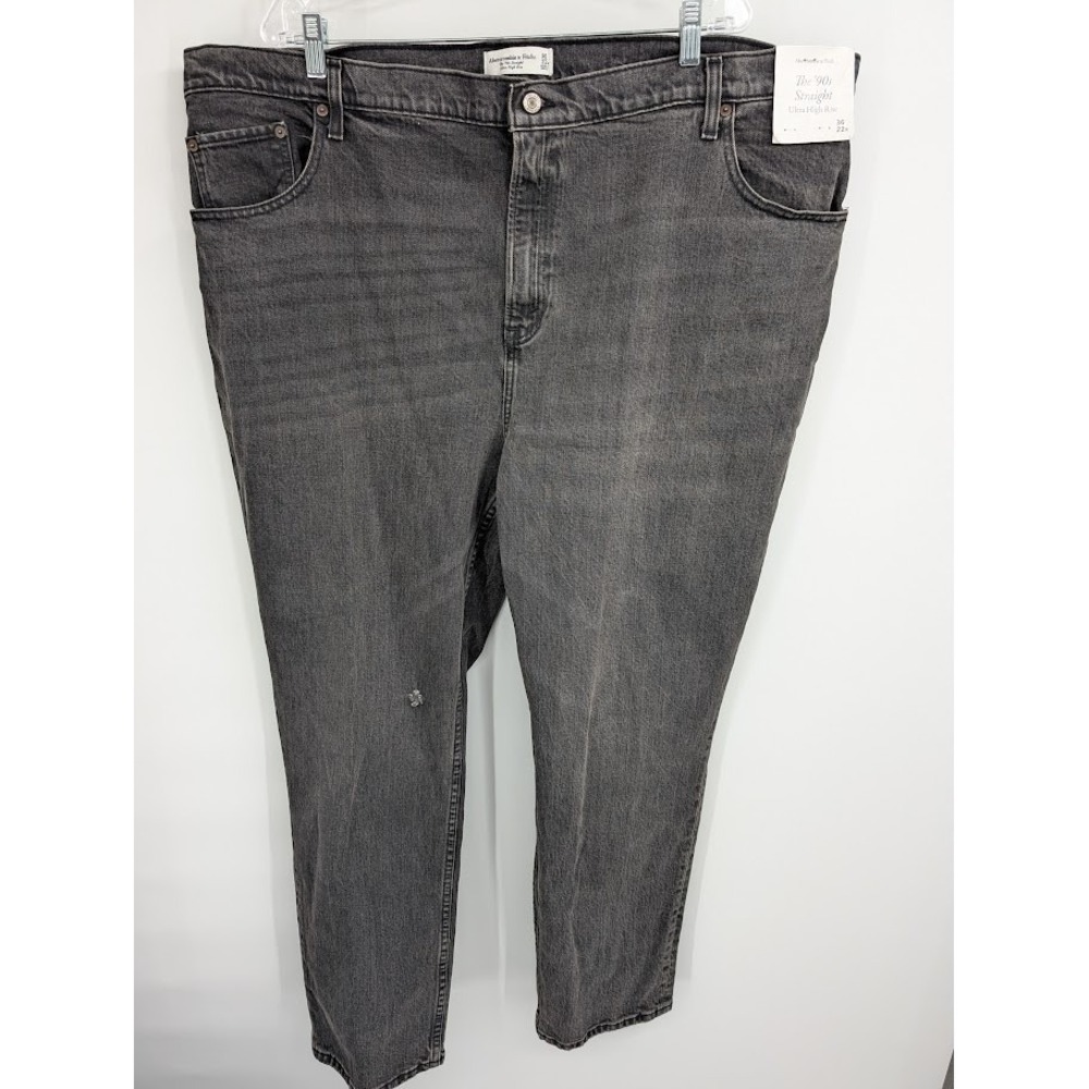 Abercrombie & Fitch NWT Women 90's Straight Ultra High Rise Blackโ Jeans 36/22R